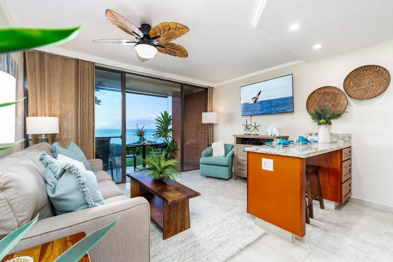Apartment Kuleana 405 Oceanfront 1Bedroom Condo Kahana