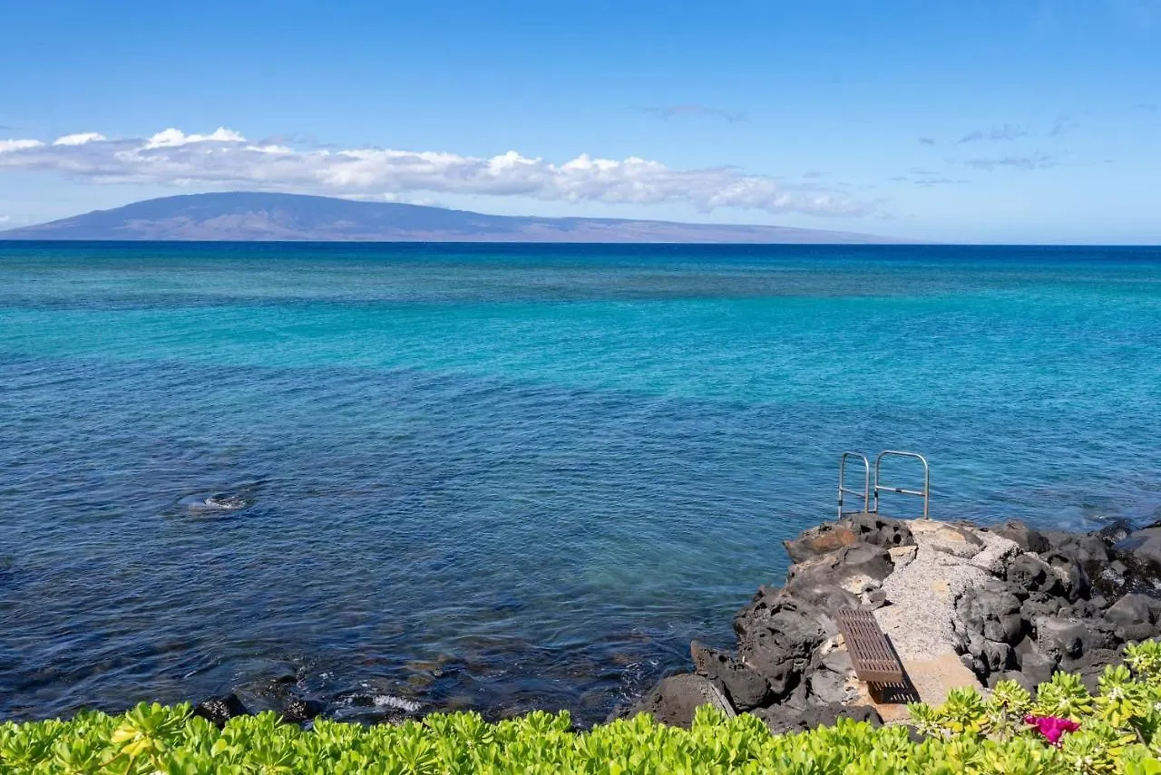 Kuleana 405 Oceanfront 1Bedroom Condo Kahana Apartmán